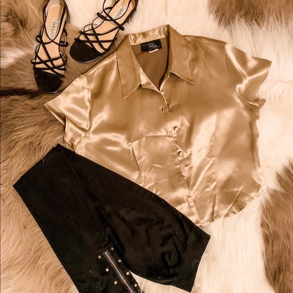 Gold vintage button up. !!! SOLD!!! - Picture 1 of 1